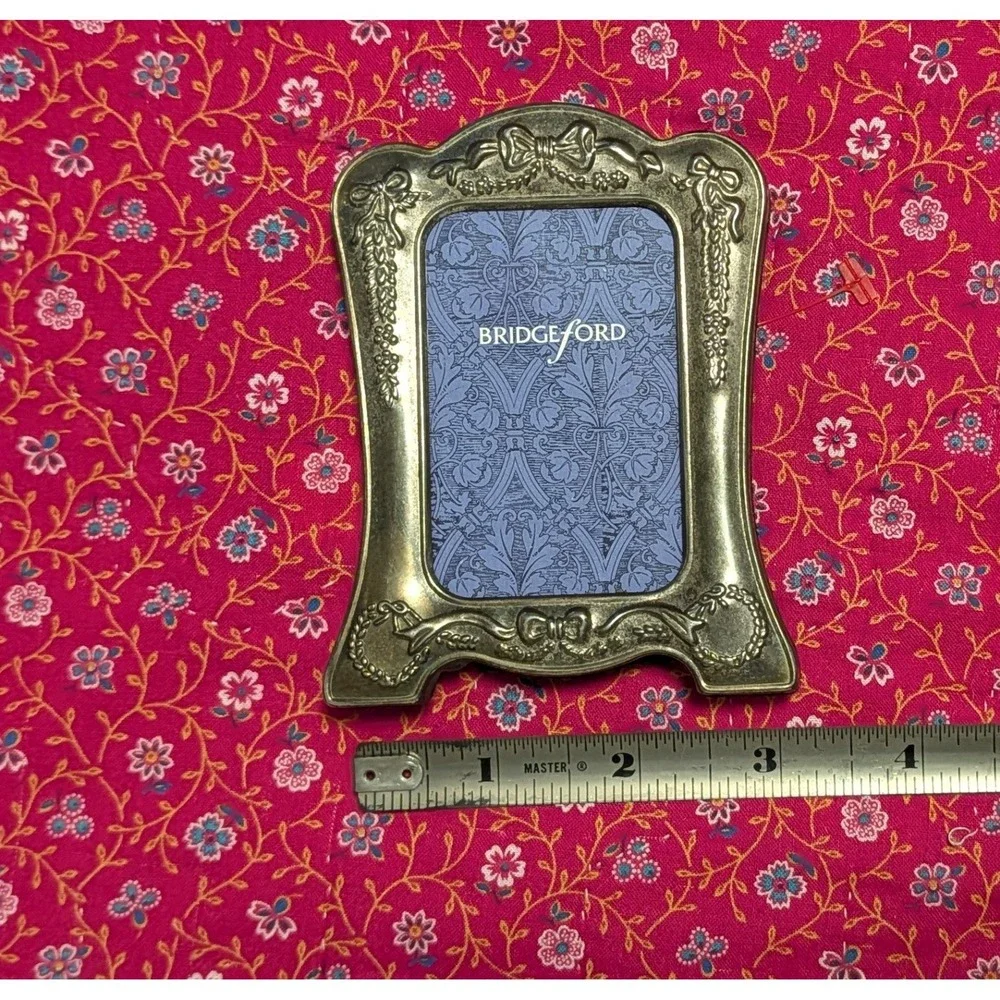 VTG Silver Plated Picture Frame Victorian Ornate Velvet Back Cascade Bow 4x3.25
